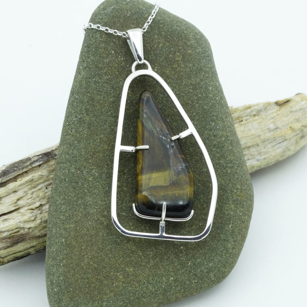 Tiger’s eye pendant